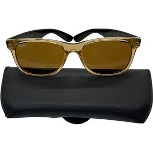 Ray-Ban RB2132 Wayfarer Polarized Men’s Sunglasses Honey/Black